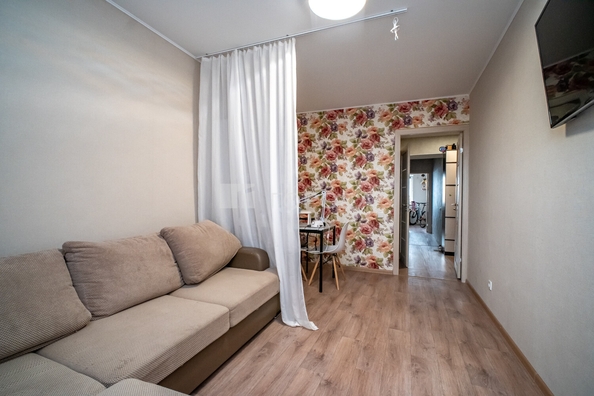 
  Продается 2-комн. квартира 37.9 м², в ЖК Солнечные часы, 3 очередь, дом 4. Фото 5.