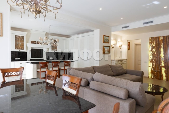 
  Продается 3-комн. квартира 121.2 м². Фото 3.