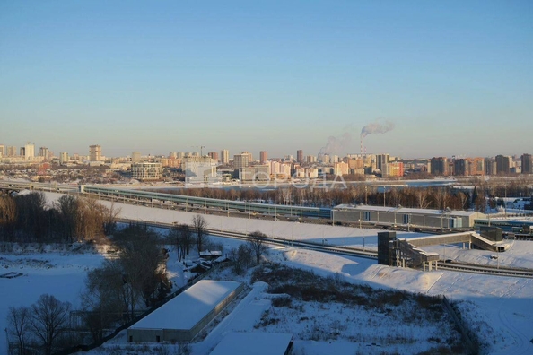 
  Продается студия 35.3 м², в ЖК Радужный каскад, б/с 19. Фото 21.