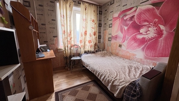 
  Продается 4-комн. квартира 69 м². Фото 1.