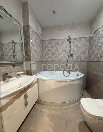 
  Продается 3-комн. квартира 127.2 м². Фото 7.