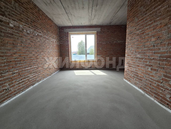 
  Продается дом 232 м². Фото 1.