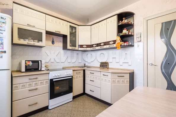 
  Продается 3-комн. квартира 63.2 м². Фото 1.