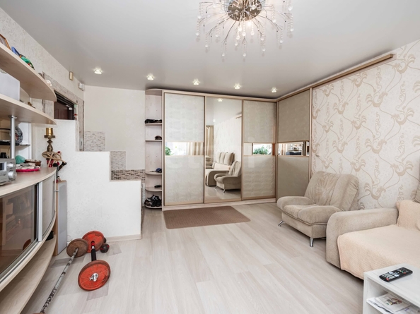 
  Продается 4-комн. квартира 80 м². Фото 5.