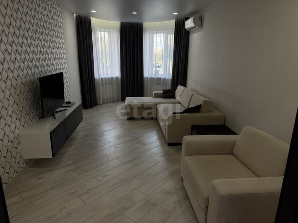 
  Продается 2-комн. квартира 65.2 м², в ЖК Радужный каскад, б/с 19. Фото 5.