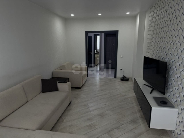 
  Продается 2-комн. квартира 65.2 м², в ЖК Радужный каскад, б/с 19. Фото 6.