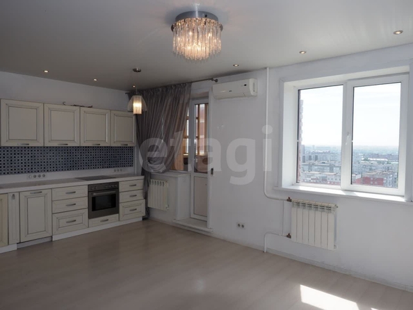 
  Продается 3-комн. квартира 62 м². Фото 1.