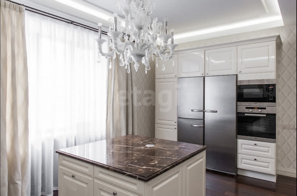 
  Продается 4-комн. квартира 184 м². Фото 7.