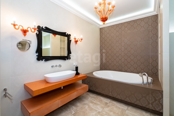 
  Продается 4-комн. квартира 184 м². Фото 20.