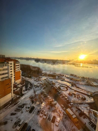 
  Продается студия 50 м². Фото 1.