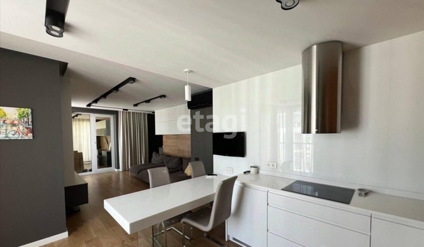 
  Продается 3-комн. квартира 100 м². Фото 1.