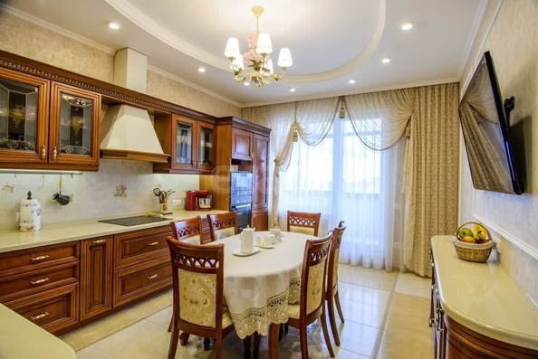
  Продается 3-комн. квартира 121 м². Фото 1.