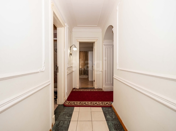 
  Продается 4-комн. квартира 204.8 м². Фото 9.