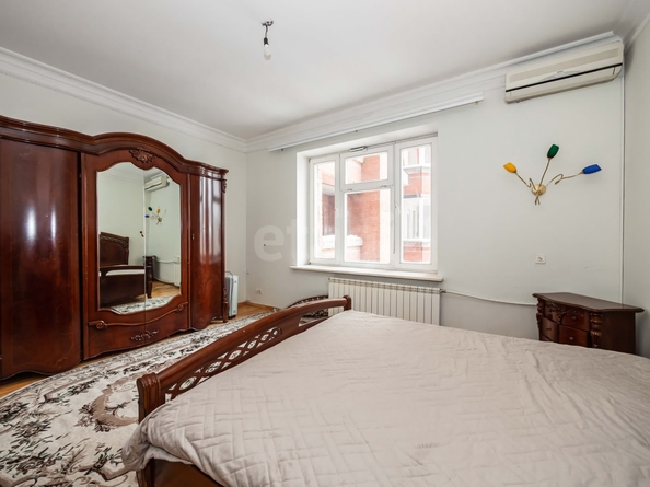 
  Продается 4-комн. квартира 204.8 м². Фото 10.