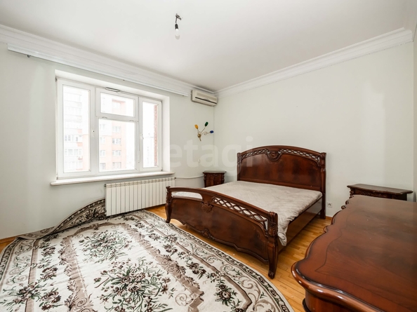 
  Продается 4-комн. квартира 204.8 м². Фото 14.