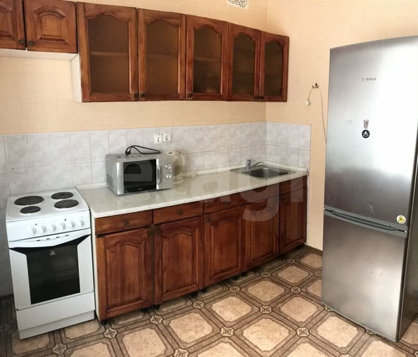 
  Сдается 1-комн. квартира 37 м². Фото 1.