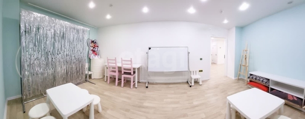 
  Продается универсальное помещение 202 м², в ЖК Радужный каскад, б/с 19. Фото 3.