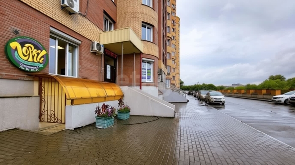 
  Продается универсальное помещение 202 м², в ЖК Радужный каскад, б/с 19. Фото 8.