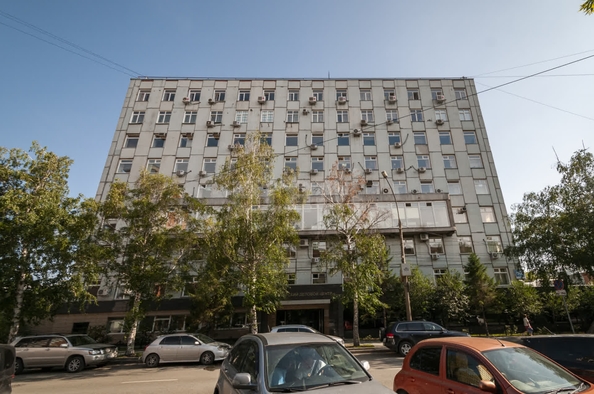 
  Сдается универсальное помещение 755 м². Фото 2.