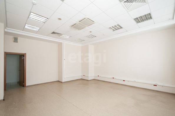 
  Сдается универсальное помещение 755 м². Фото 15.