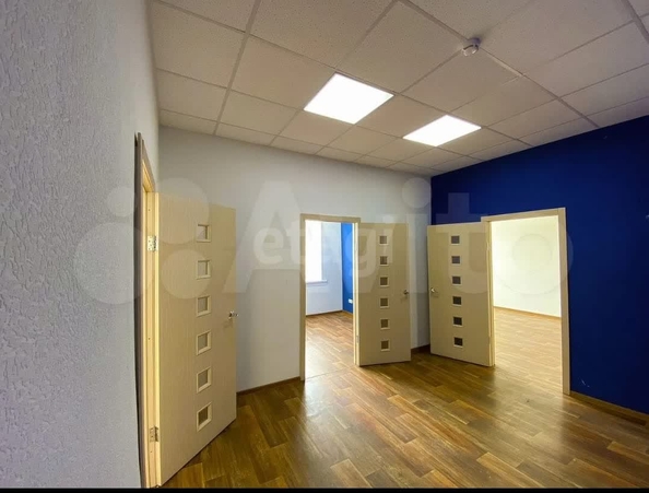 
  Сдается офис 67.6 м². Фото 2.