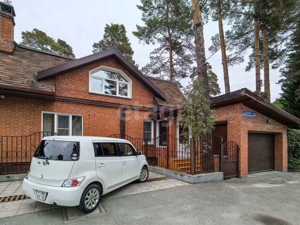 
  Продается 4-комн. квартира 155.9 м². Фото 1.