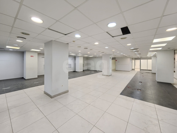 
  Сдается офис 493.2 м². Фото 2.