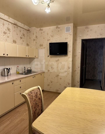 
  Сдается 2-комн. квартира 77 м². Фото 8.