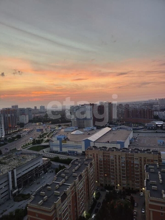 
  Продается 4-комн. квартира 110 м², в ЖК Коперник. Фото 3.