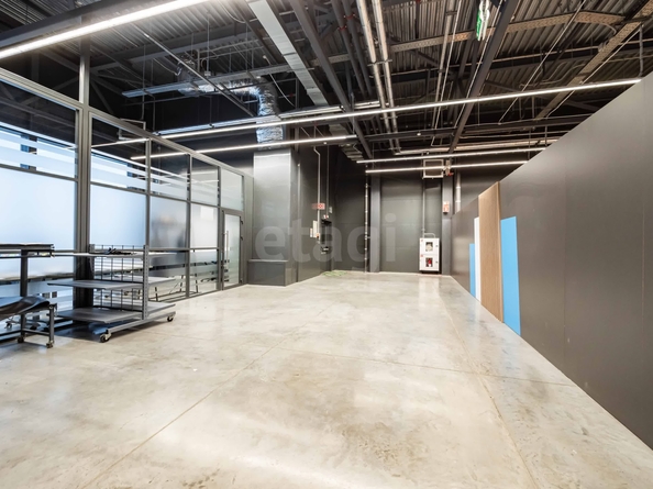 
  Продается универсальное помещение 4228 м². Фото 24.