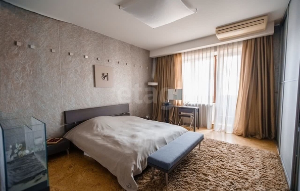 
  Продается 4-комн. квартира 184 м². Фото 18.