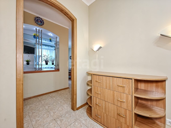 
  Сдается 3-комн. квартира 145 м². Фото 10.