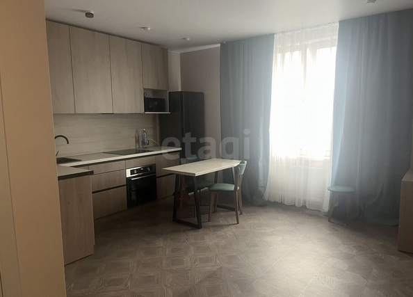
  Сдается 2-комн. квартира 45 м². Фото 1.