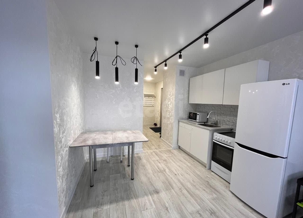 
  Сдается 3-комн. квартира 80 м². Фото 1.