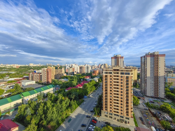 
  Продается 3-комн. квартира 100 м², в ЖК Семьи шамшиных, 55. Фото 8.