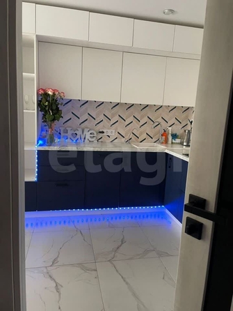 
  Продается 2-комн. квартира 55.8 м², в ЖК Солнечные часы, 3 очередь, дом 4. Фото 1.