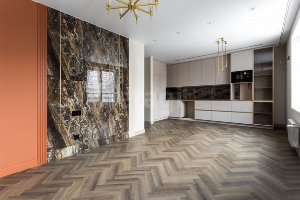 
  Продается 3-комн. квартира 85 м², в ЖК Ясный берег, дом 12. Фото 1.