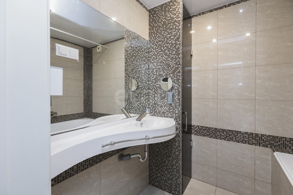 
  Продается 3-комн. квартира 80.1 м², в ЖК Радужный каскад, б/с 19. Фото 19.