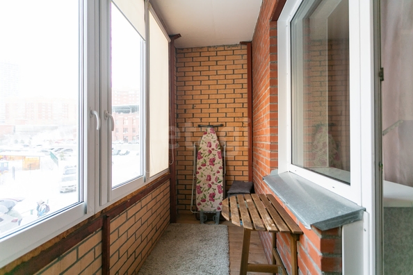 
  Продается студия 27 м², в ЖК Радужный каскад, б/с 19. Фото 10.