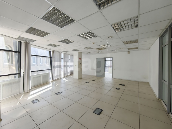 
  Сдается офис 378.3 м². Фото 3.