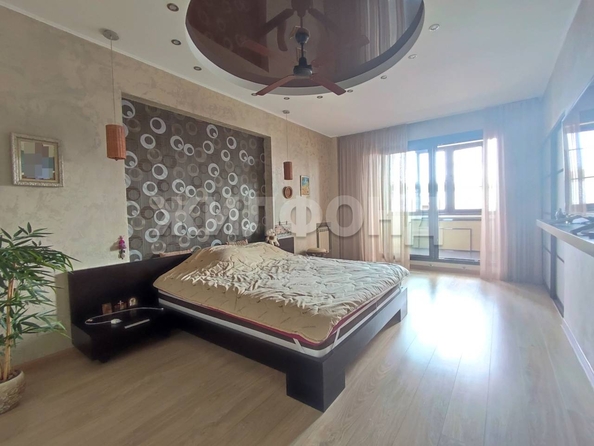 
  Продается 3-комн. квартира 124.9 м². Фото 1.