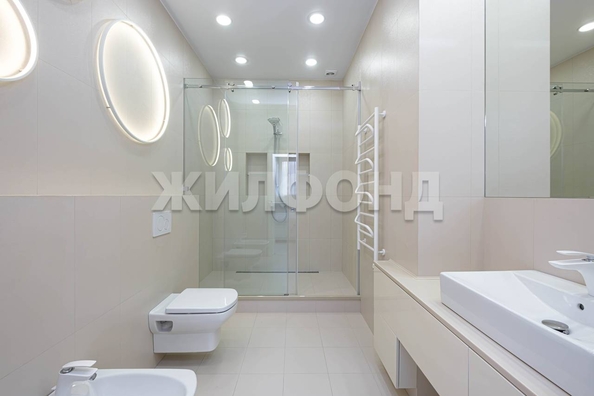 
  Продается 4-комн. квартира 187.6 м². Фото 28.
