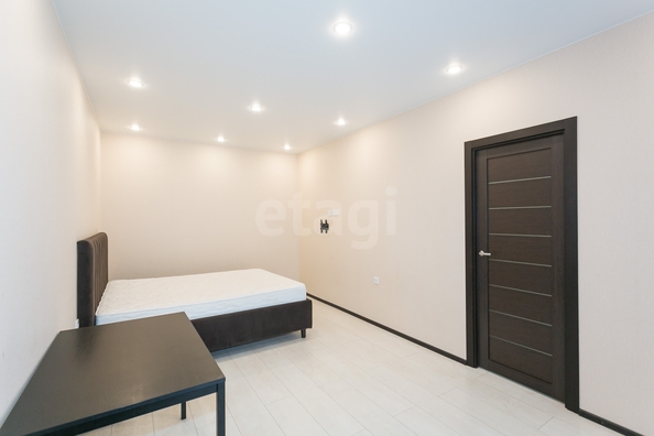 
  Продается 2-комн. квартира 65.5 м², в ЖК Радужный каскад, б/с 19. Фото 7.