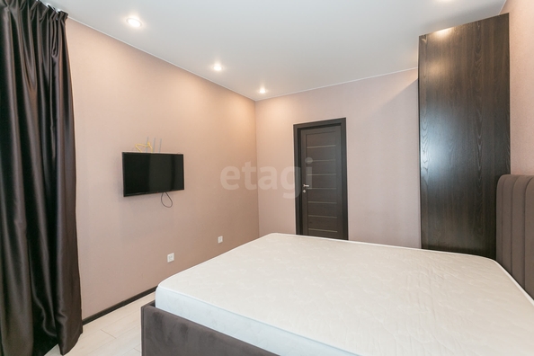 
  Продается 2-комн. квартира 65.5 м², в ЖК Радужный каскад, б/с 19. Фото 12.