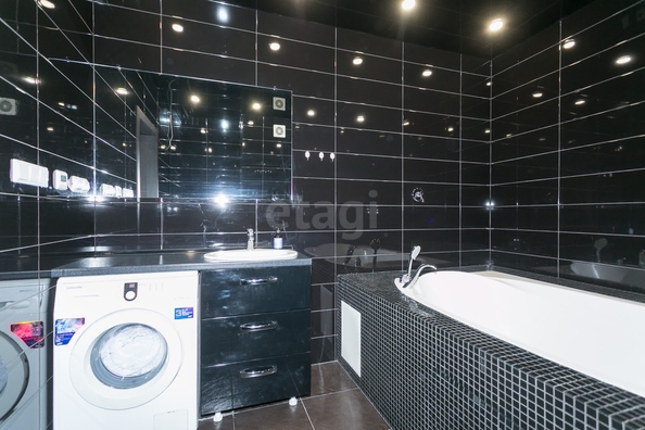 
  Продается 2-комн. квартира 65.5 м², в ЖК Радужный каскад, б/с 19. Фото 22.