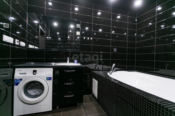 
  Продается 2-комн. квартира 65.5 м², в ЖК Радужный каскад, б/с 19. Фото 24.
