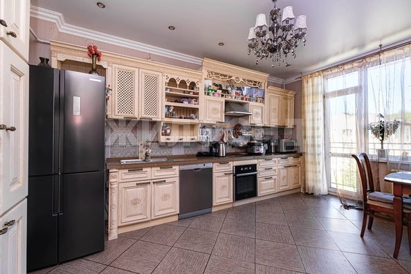 
  Продается 4-комн. квартира 138.9 м². Фото 2.
