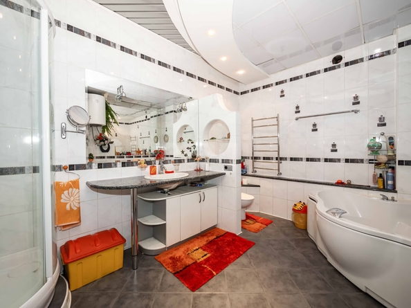 
  Продается 3-комн. квартира 122 м². Фото 25.