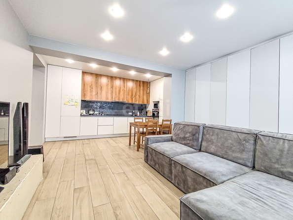 
  Продается 2-комн. квартира 68.5 м², в ЖК Фианит. Фото 1.