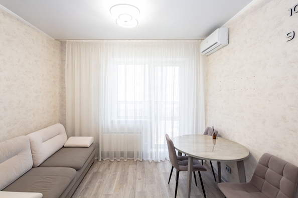 
  Продается 2-комн. квартира 40.9 м², в ЖК Весенний, Заречная, 5 очередь, дом 1. Фото 2.